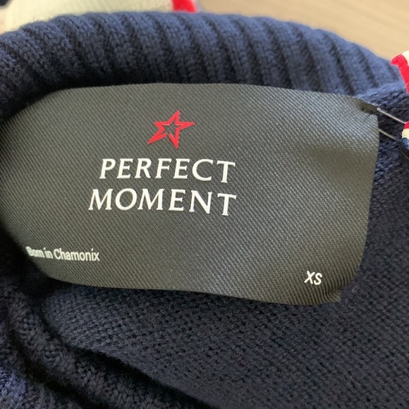 NWT Perfect moment schild ski sweater in navy - Picture 14 of 14